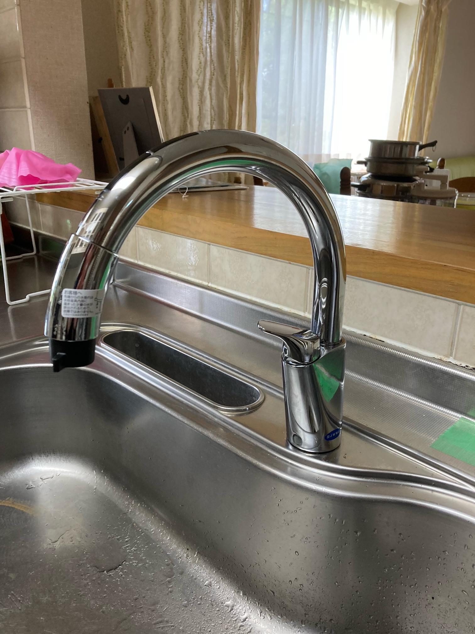 キッチン用タッチレス水栓【LIXILナビッシュ】浄水器ビルトイン型で