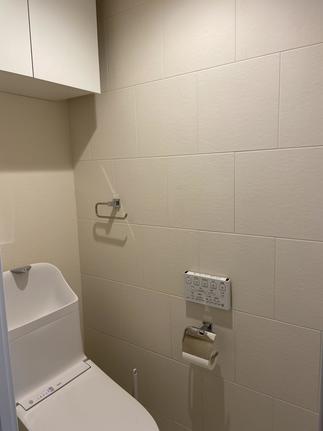 エコカラットには消臭効果もあるのでトイレにピッタリ！