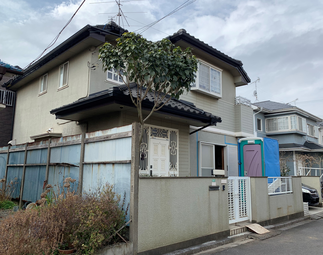 【雨戸も開け閉めが楽なシャッターに変更】